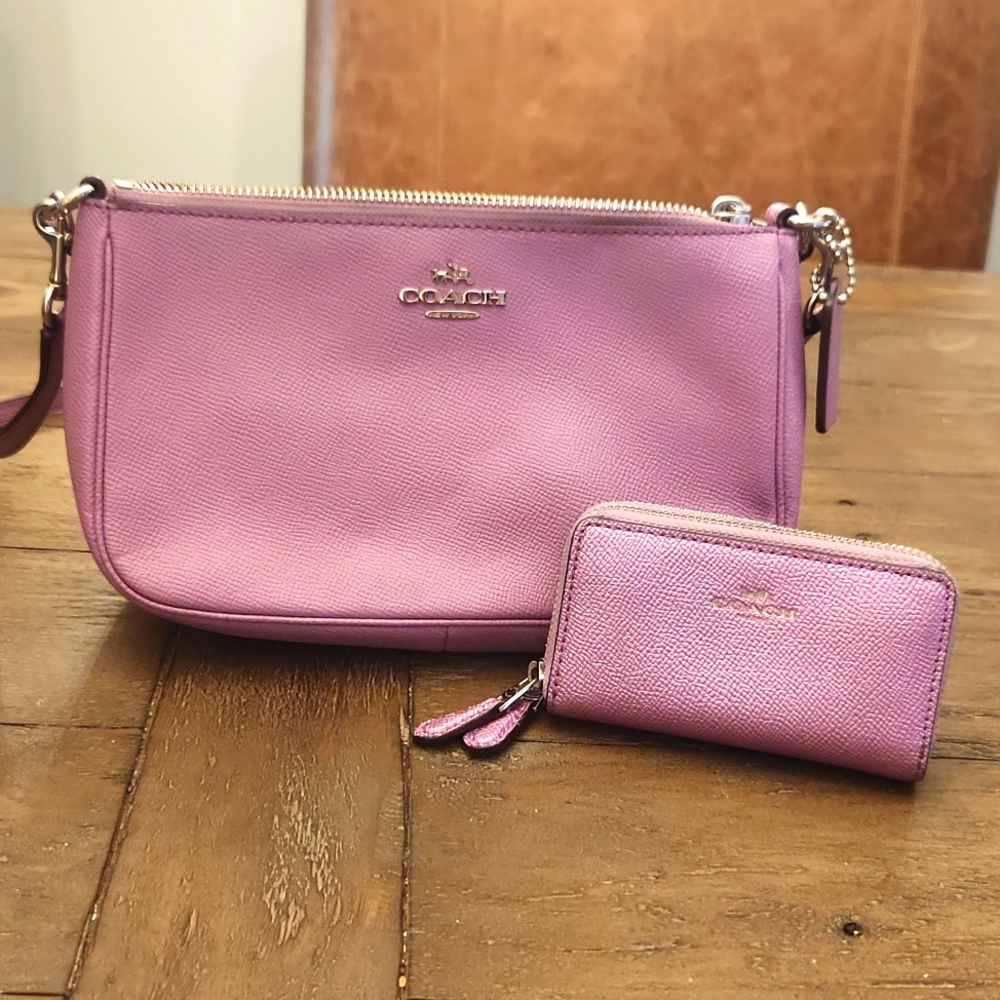 Lavender Coach purse with matching small Lavender wallet. (Bundle)